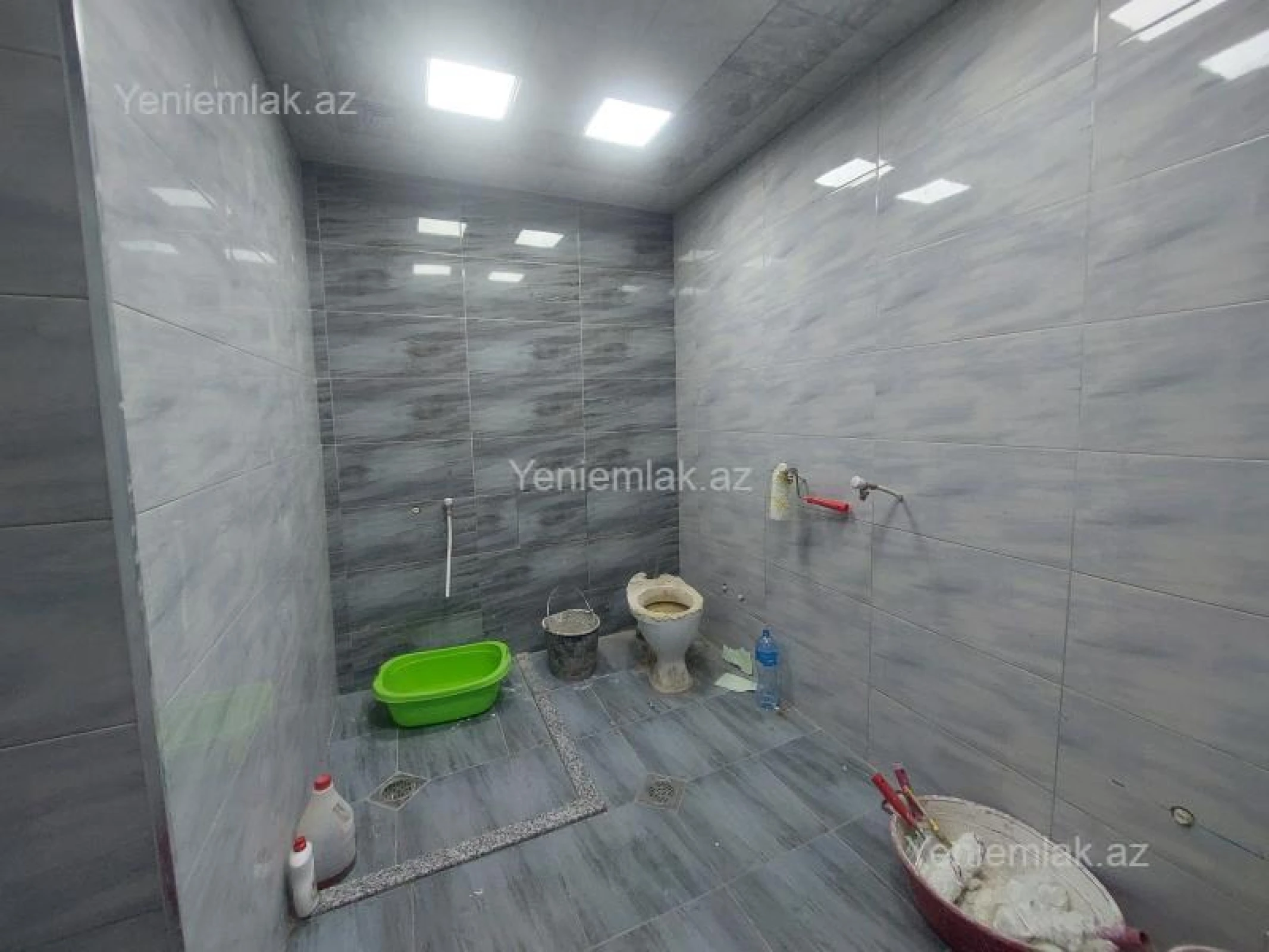 Satılır 3 otaqlı yeni tikili 90 m²