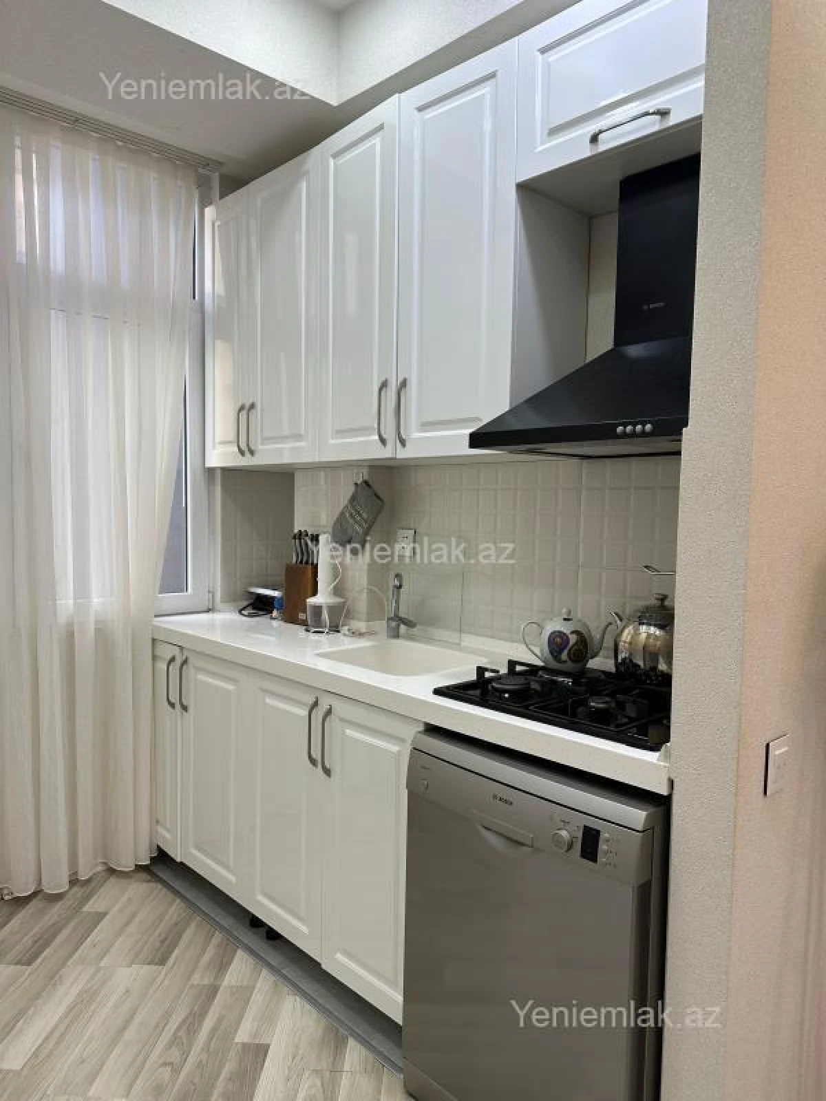 Satılır 3 otaqlı yeni tikili 65 m²