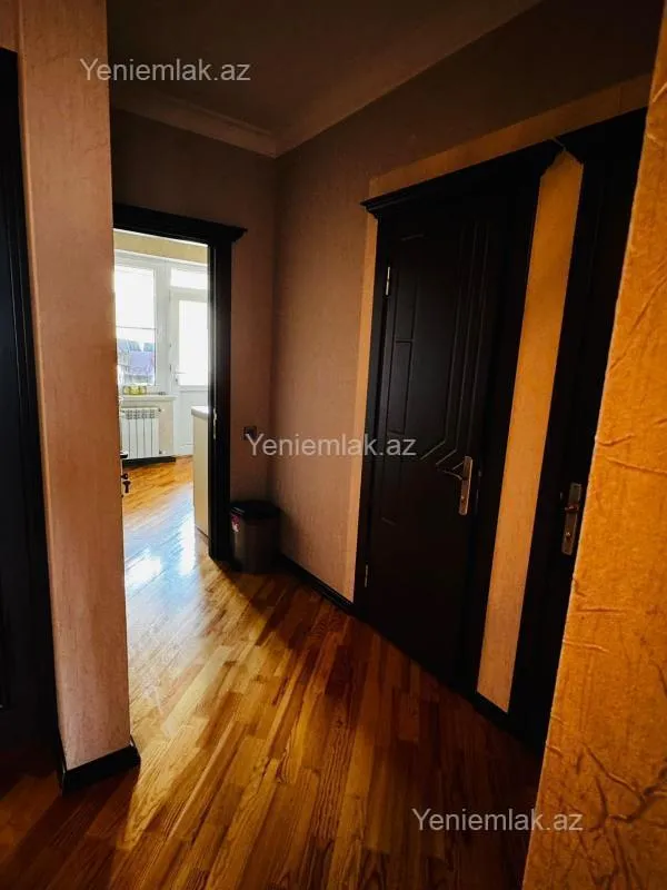 Satılır 3 otaqlı köhnə tikili 84 m²