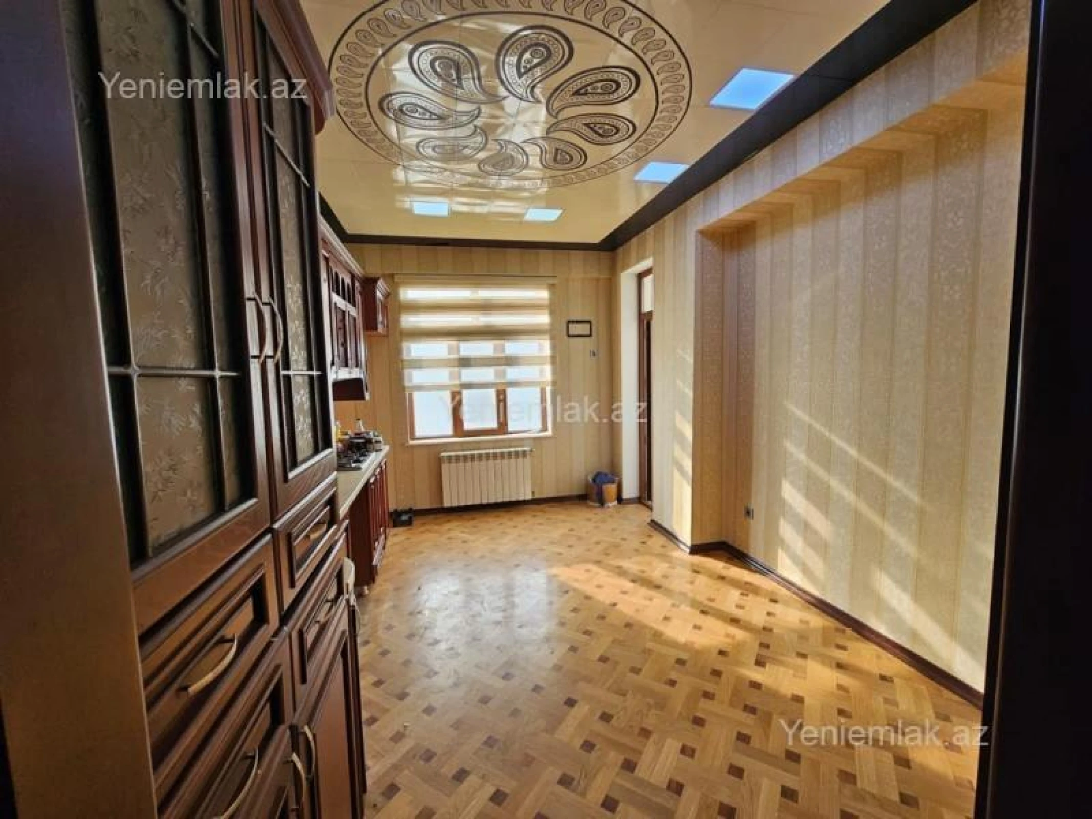 Satılır 3 otaqlı yeni tikili 128 m²