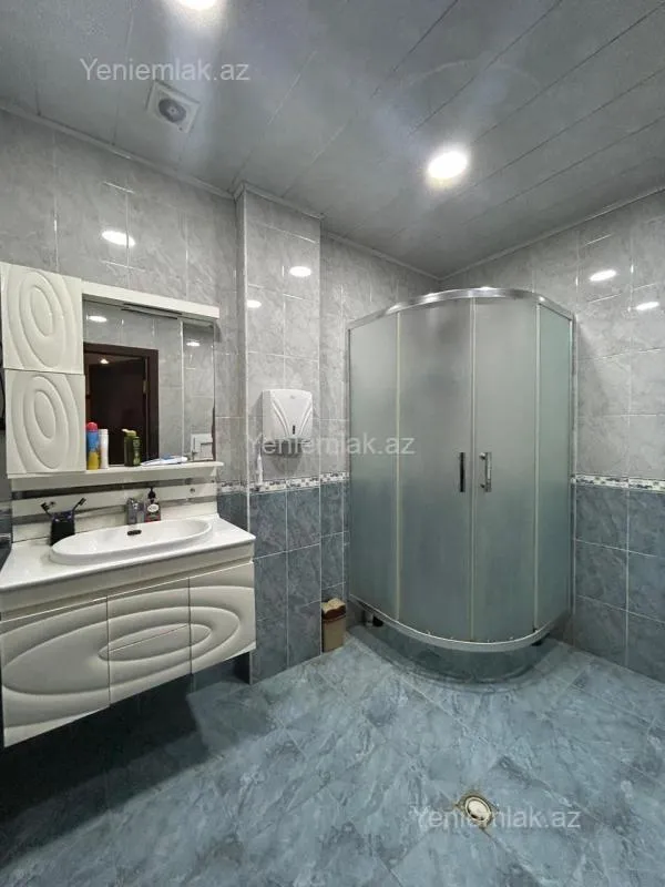 Satılır 2 otaqlı yeni tikili 85 m²