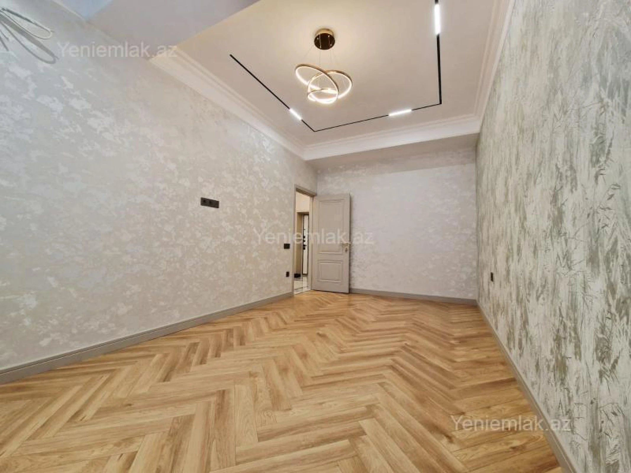 Satılır 3 otaqlı yeni tikili 70 m²