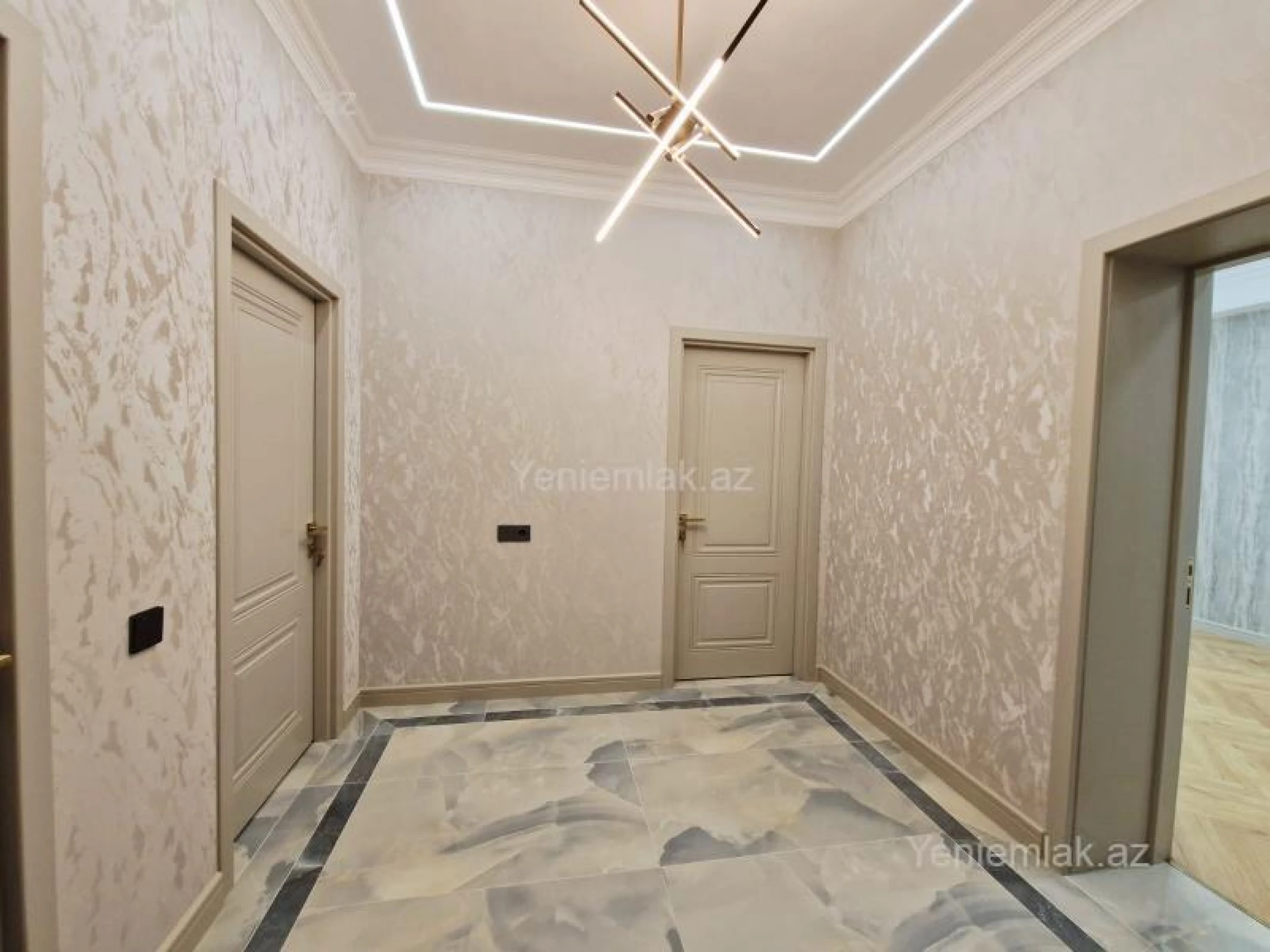 Satılır 3 otaqlı yeni tikili 70 m²