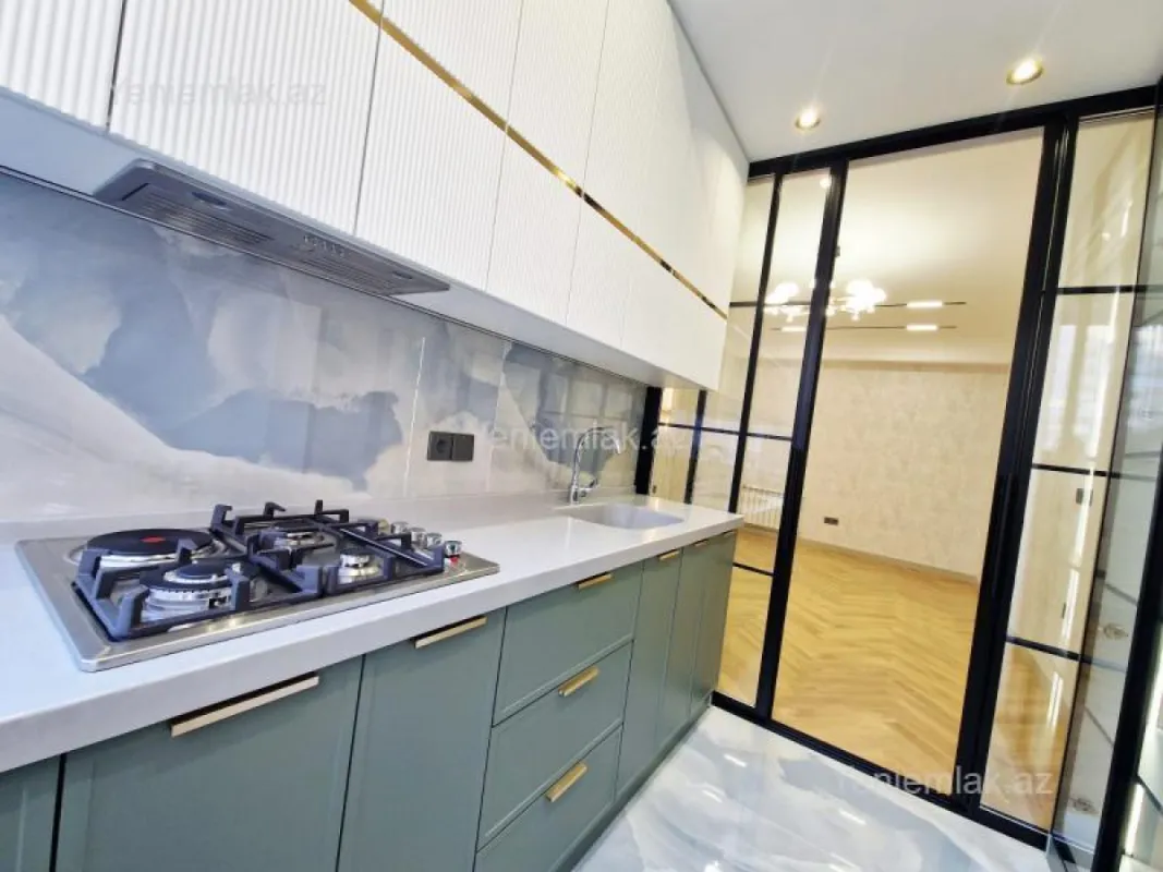 Satılır 3 otaqlı yeni tikili 70 m²