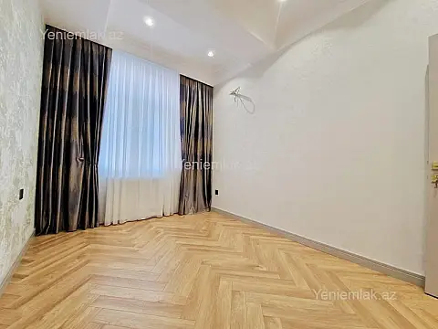 Satılır 3 otaqlı yeni tikili 70 m²