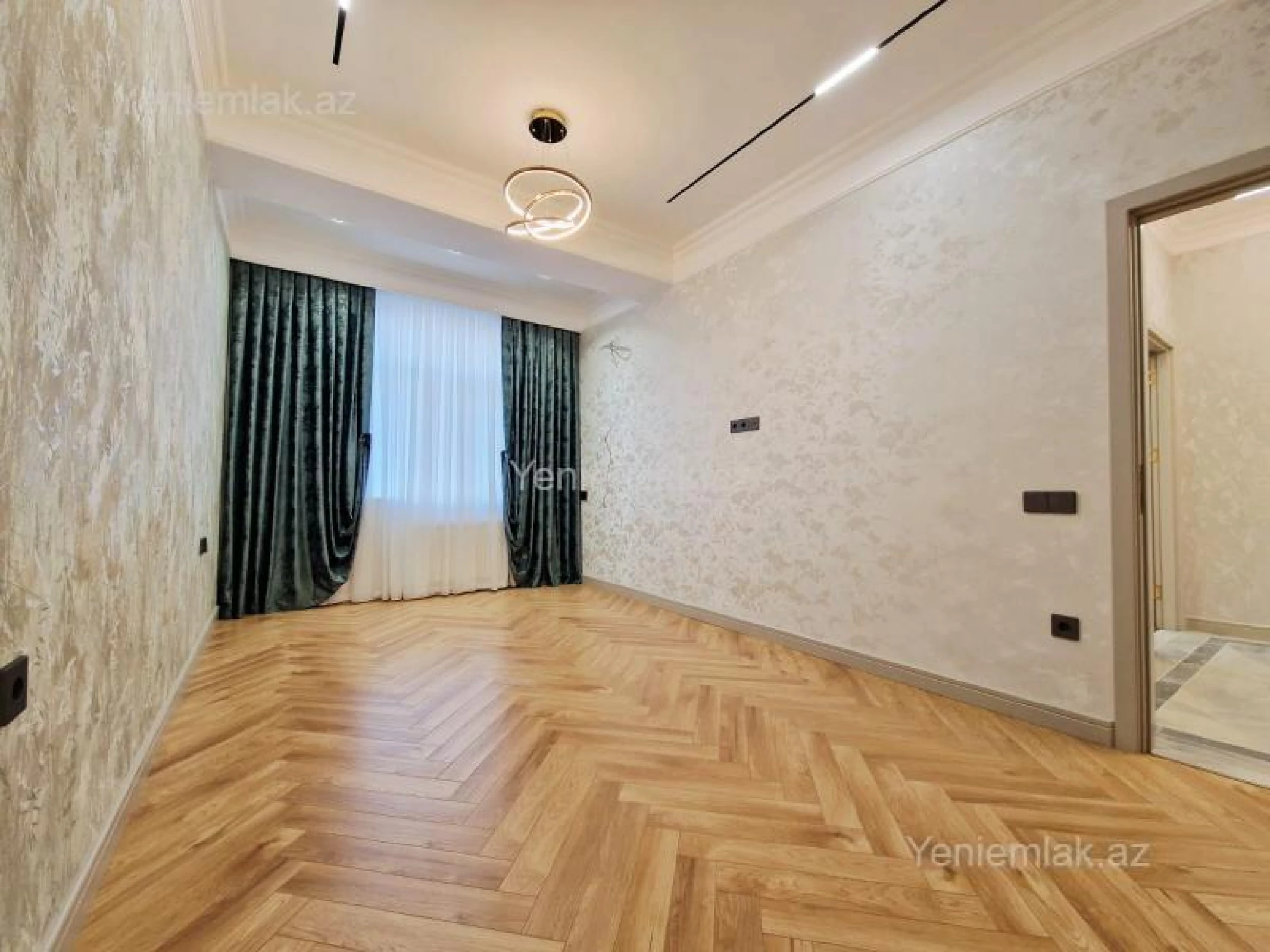 Satılır 3 otaqlı yeni tikili 70 m²