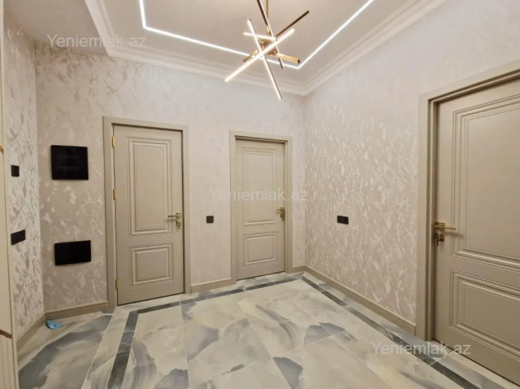 Satılır 3 otaqlı yeni tikili 70 m²