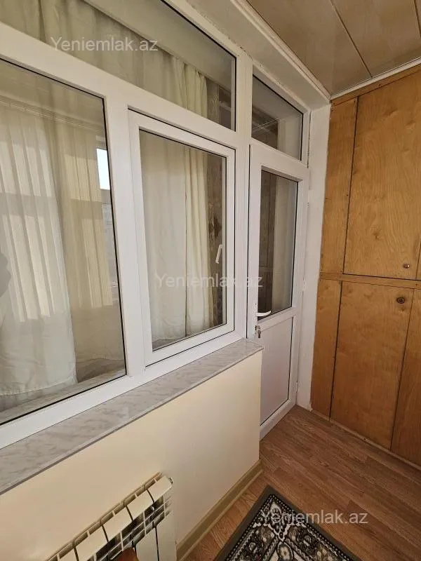 Satılır 1 otaqlı köhnə tikili 36 m²