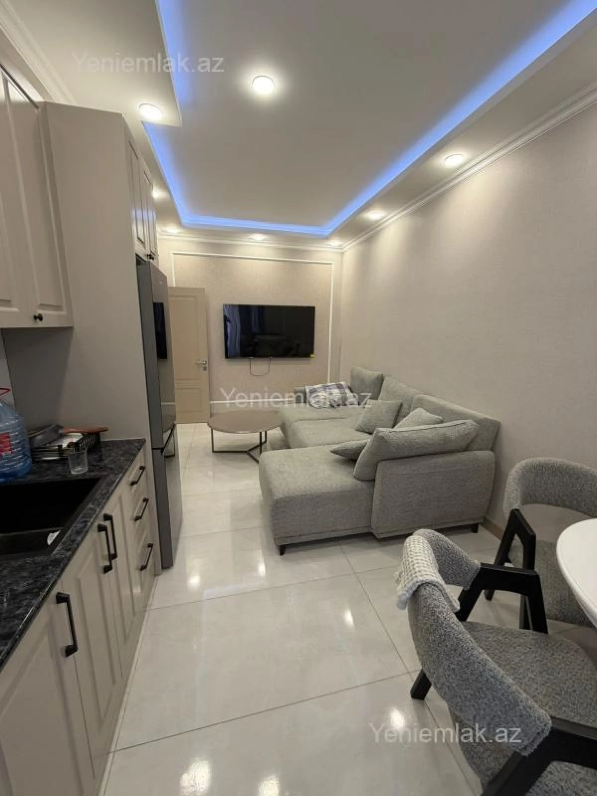 Satılır 2 otaqlı yeni tikili 61 m²