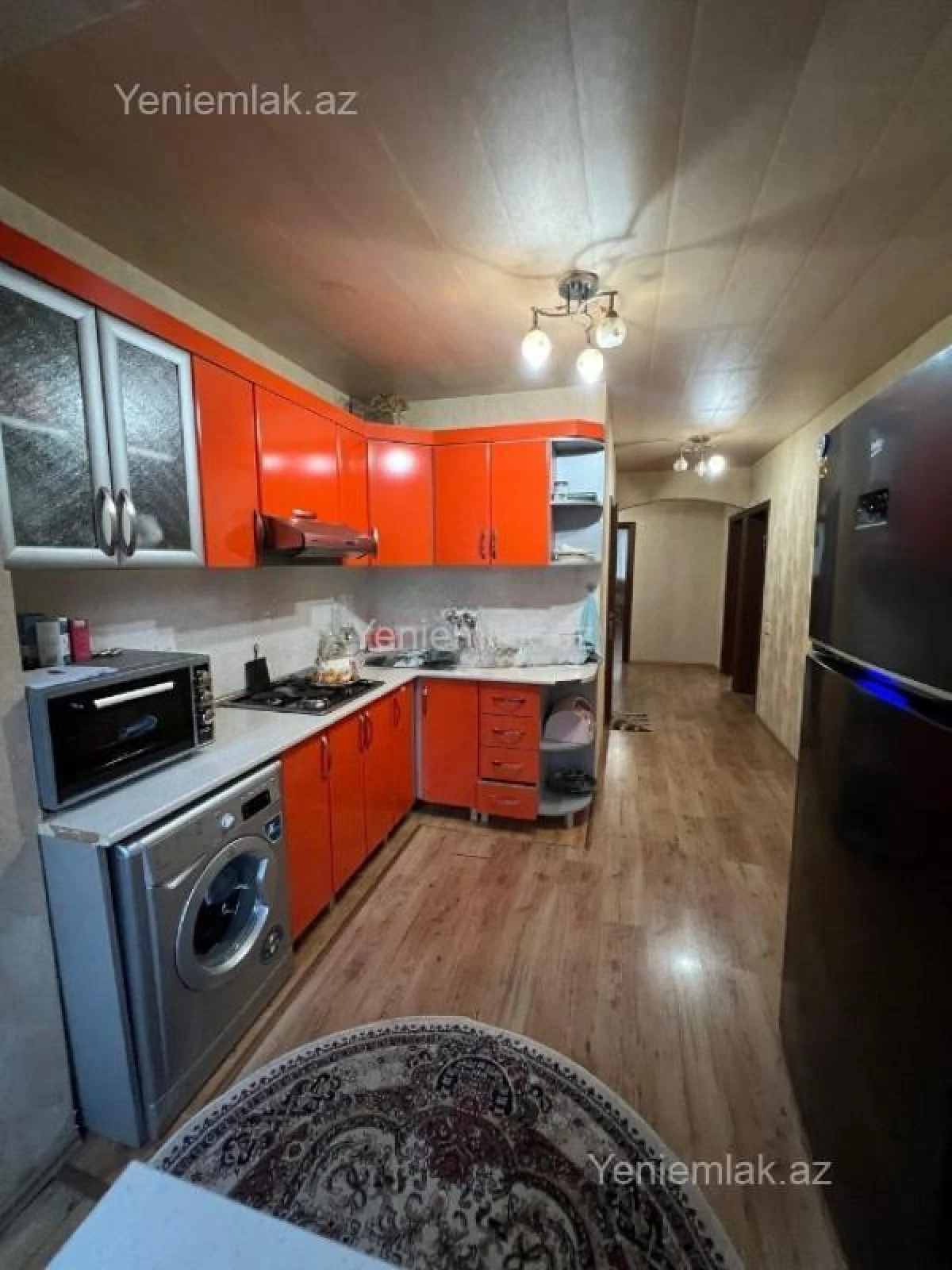 Satılır 4 otaqlı köhnə tikili 120 m²