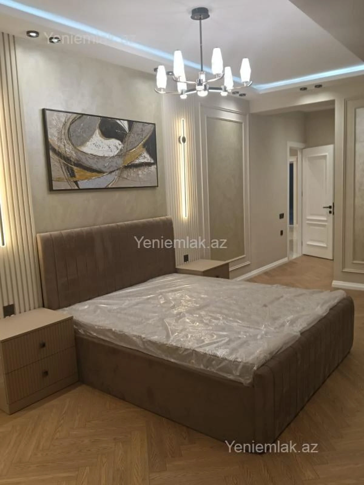 Satılır 4 otaqlı yeni tikili 140 m²