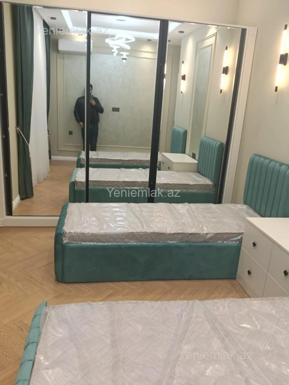 Satılır 4 otaqlı yeni tikili 140 m²