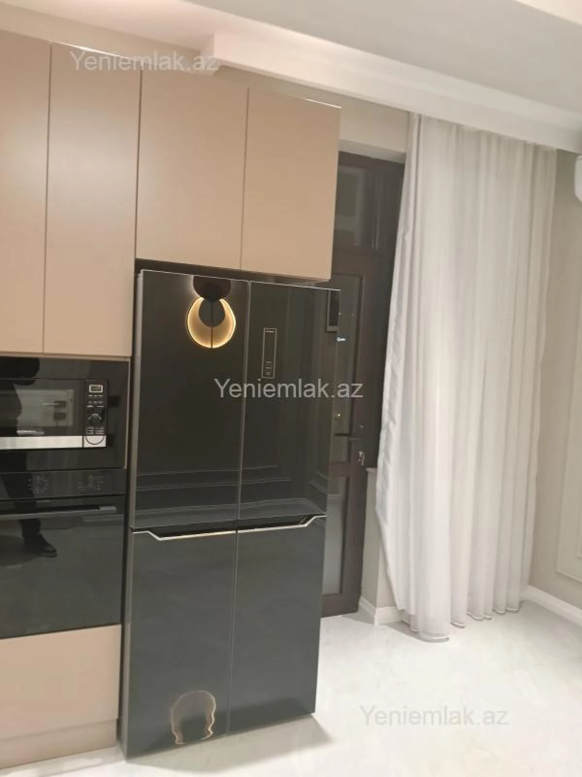 Satılır 4 otaqlı yeni tikili 140 m²