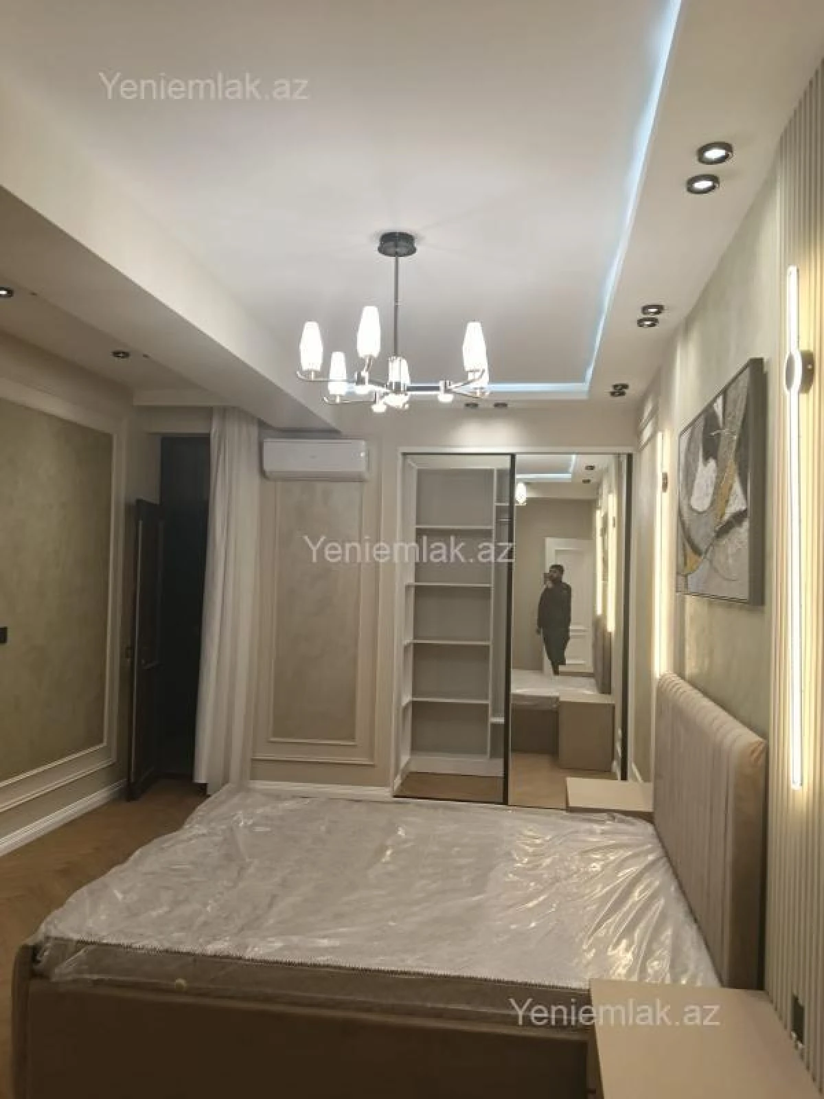 Satılır 4 otaqlı yeni tikili 140 m²
