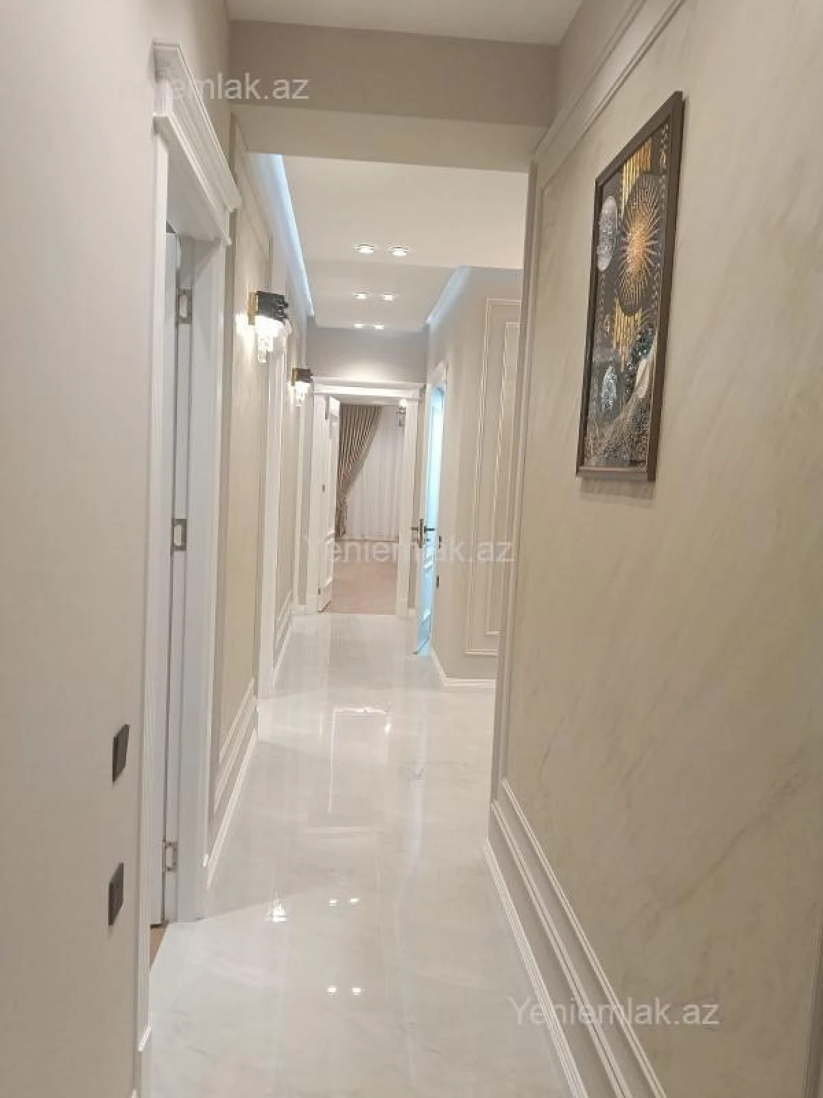 Satılır 4 otaqlı yeni tikili 140 m²