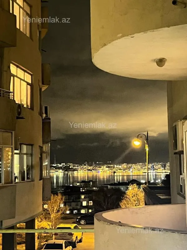 Satılır 3 otaqlı yeni tikili 88 m²