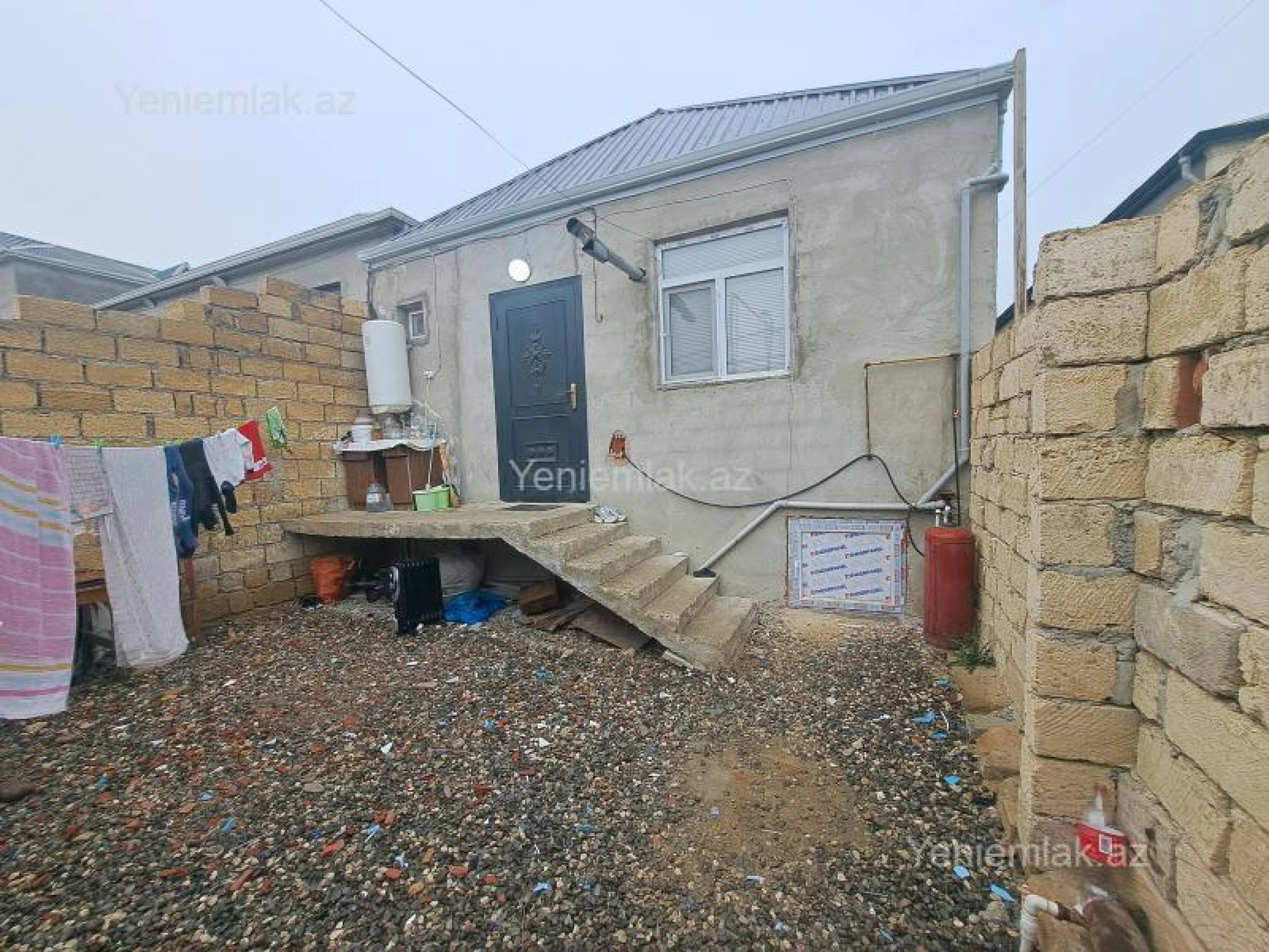 Satılır 2 otaqlı həyət evi 68 m²