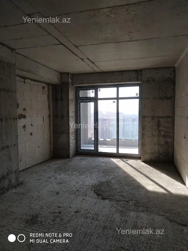 Satılır 3 otaqlı yeni tikili 142 m²