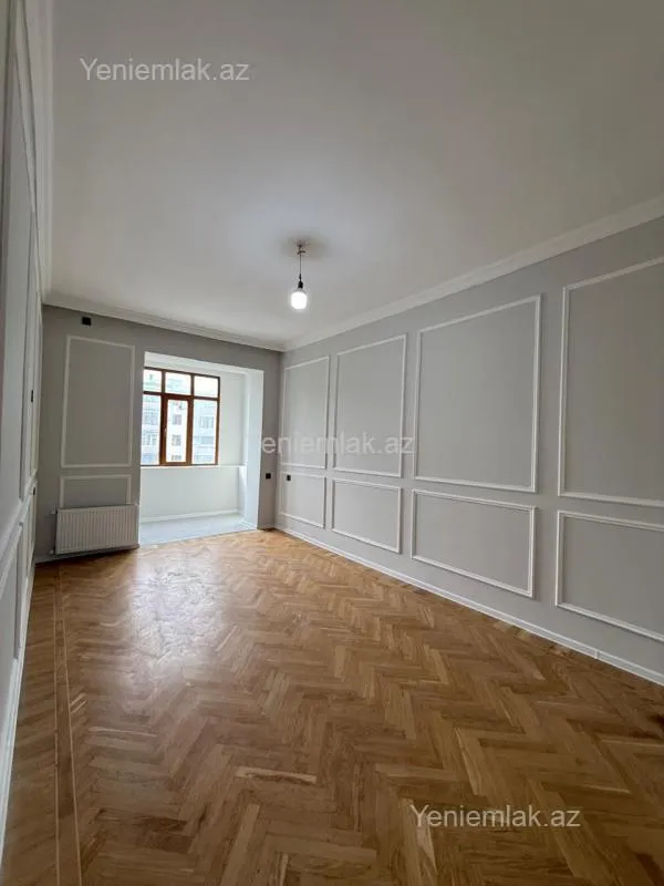 Satılır 1 otaqlı köhnə tikili 42 m²
