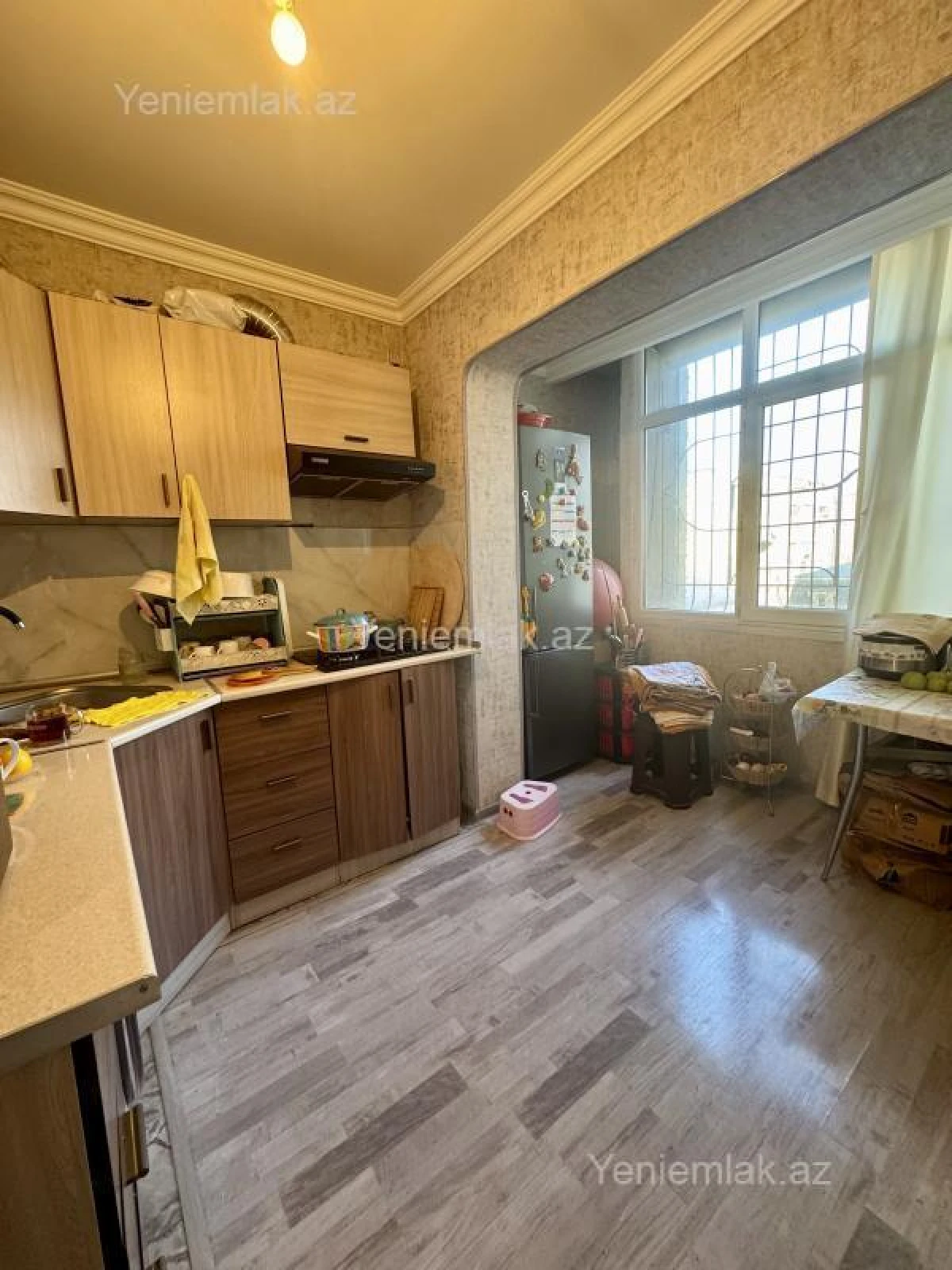 Satılır 3 otaqlı köhnə tikili 85 m²