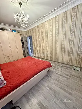 Satılır 3 otaqlı köhnə tikili 85 m²