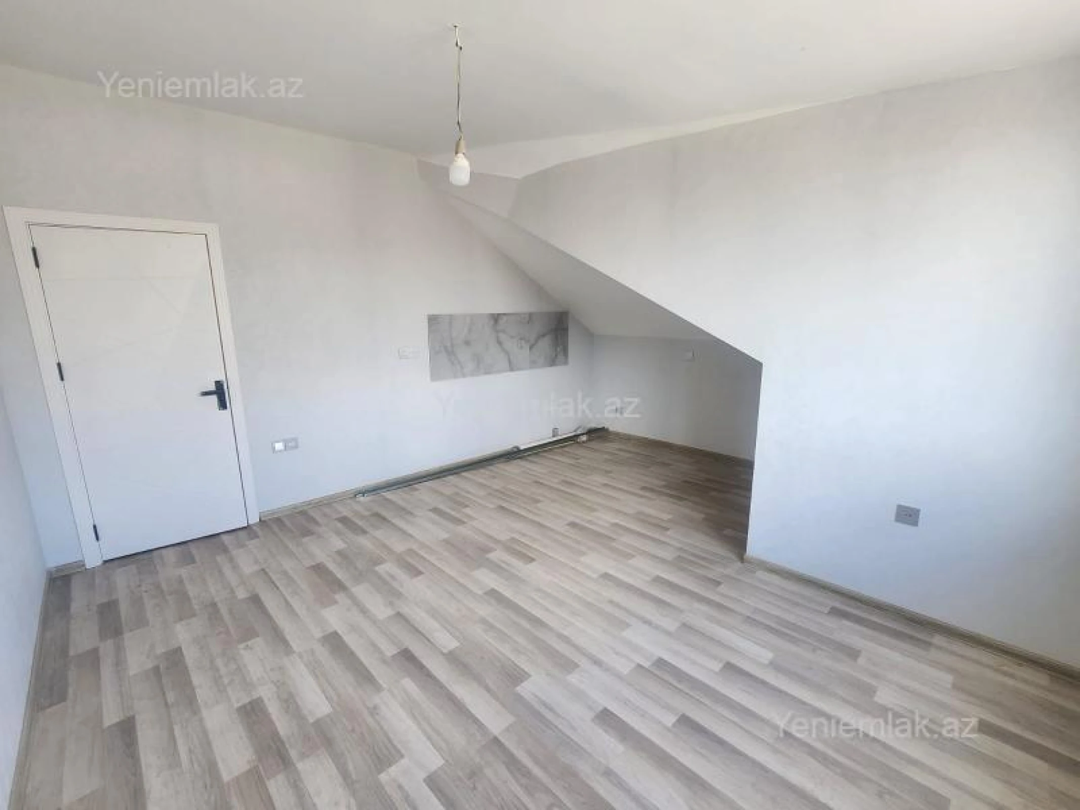 Satılır 2 otaqlı yeni tikili 50 m²