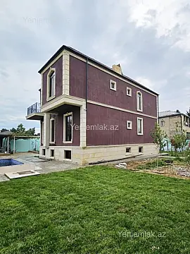Satılır 11 otaqlı həyət evi 450 m²