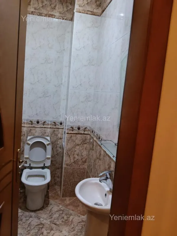 Satılır 4 otaqlı yeni tikili 200 m²