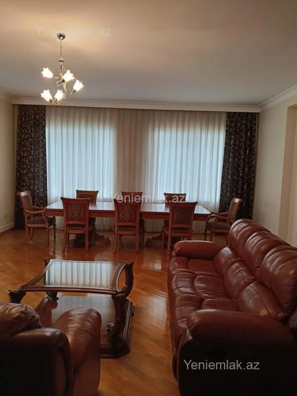 Satılır 4 otaqlı yeni tikili 200 m²