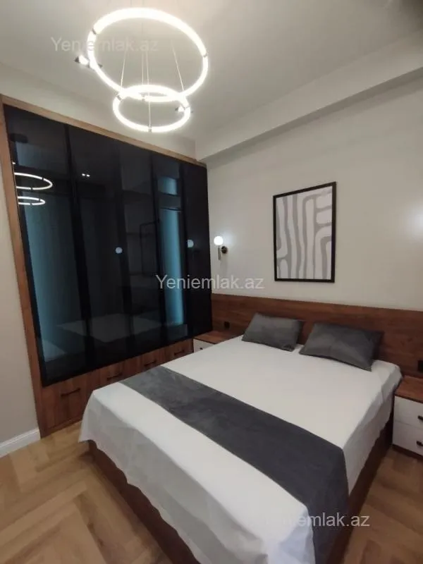 Satılır 2 otaqlı yeni tikili 60 m²