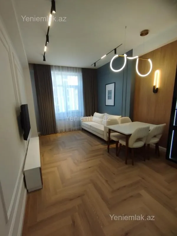 Satılır 2 otaqlı yeni tikili 60 m²