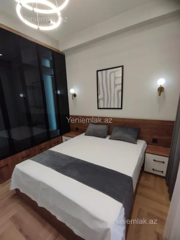 Satılır 2 otaqlı yeni tikili 60 m²