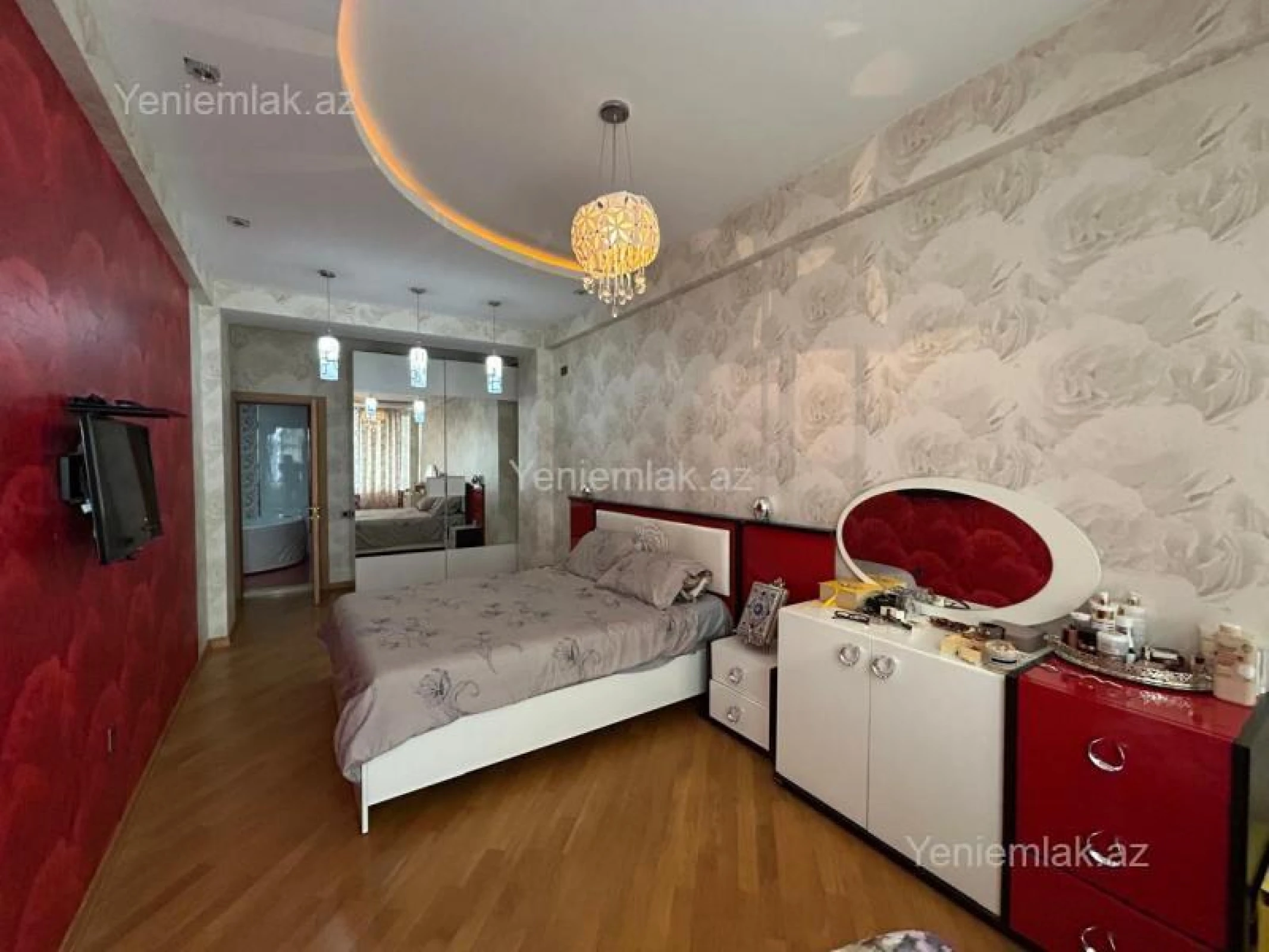 Satılır 5 otaqlı yeni tikili 205 m²