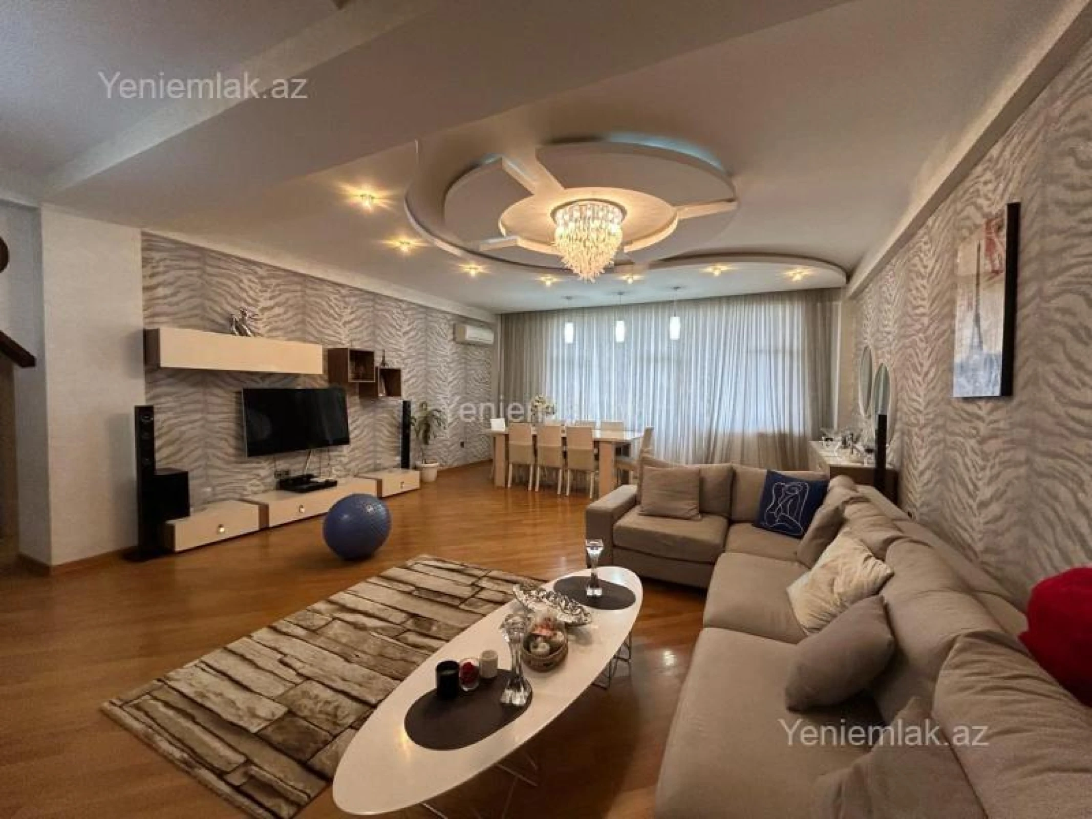 Satılır 5 otaqlı yeni tikili 205 m²