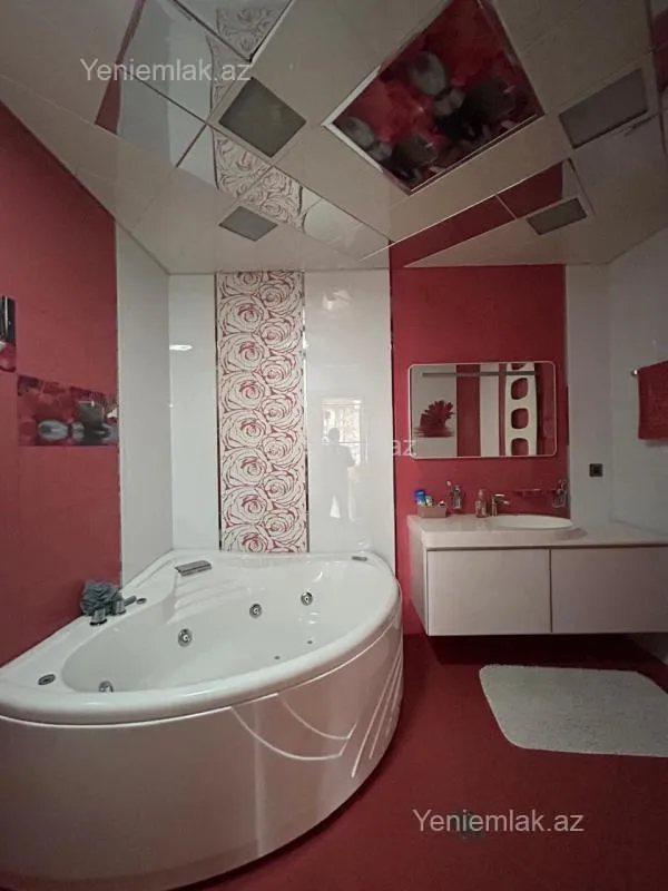 Satılır 5 otaqlı yeni tikili 205 m²