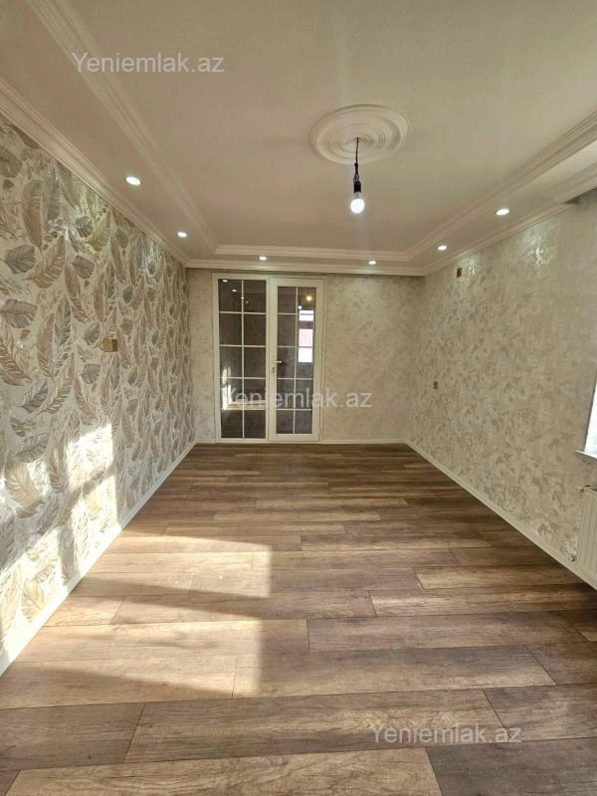 Satılır 3 otaqlı köhnə tikili 55 m²