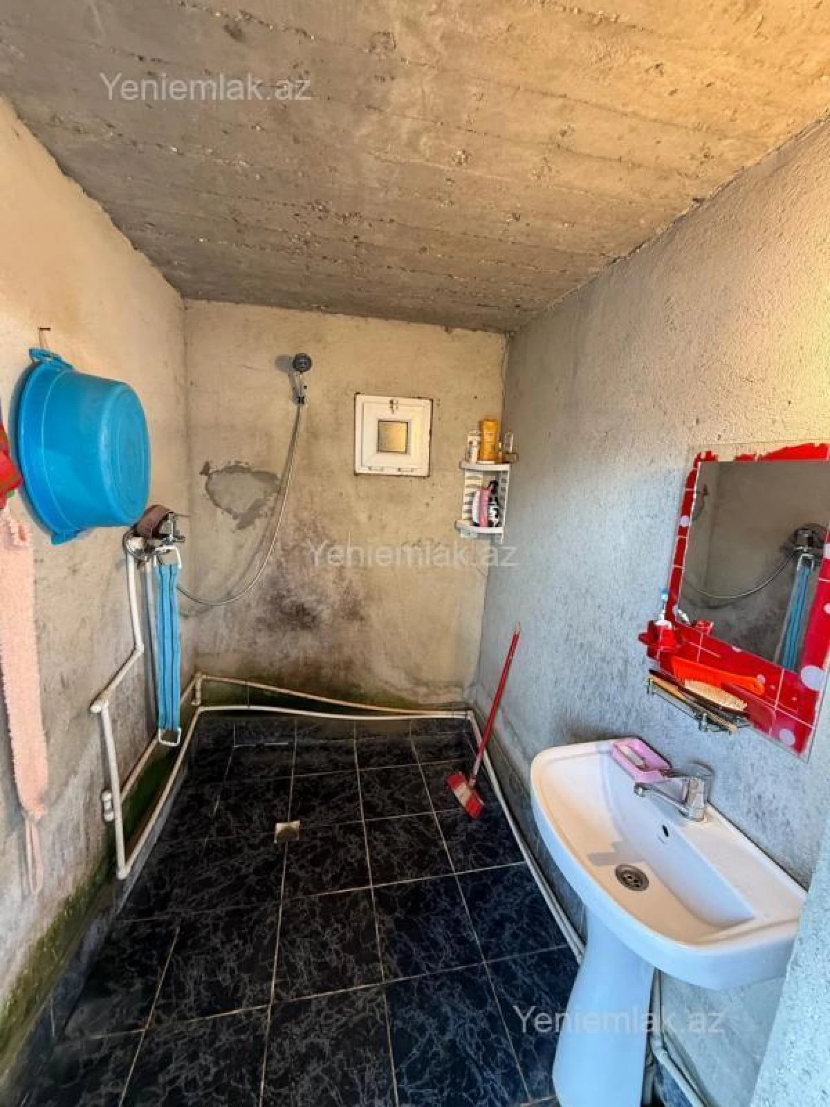 Satılır 3 otaqlı həyət evi 100 m²