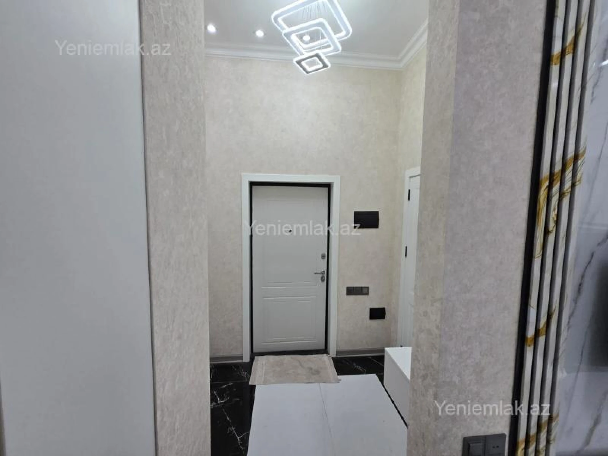 Satılır 3 otaqlı yeni tikili 62 m²