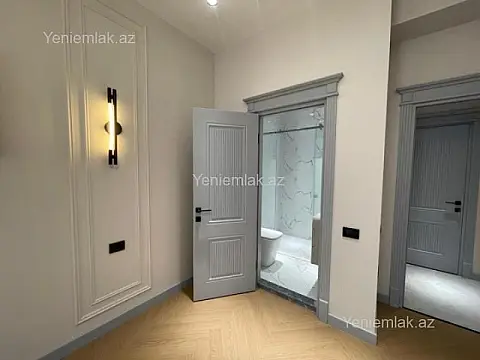 Satılır 3 otaqlı yeni tikili 82 m²