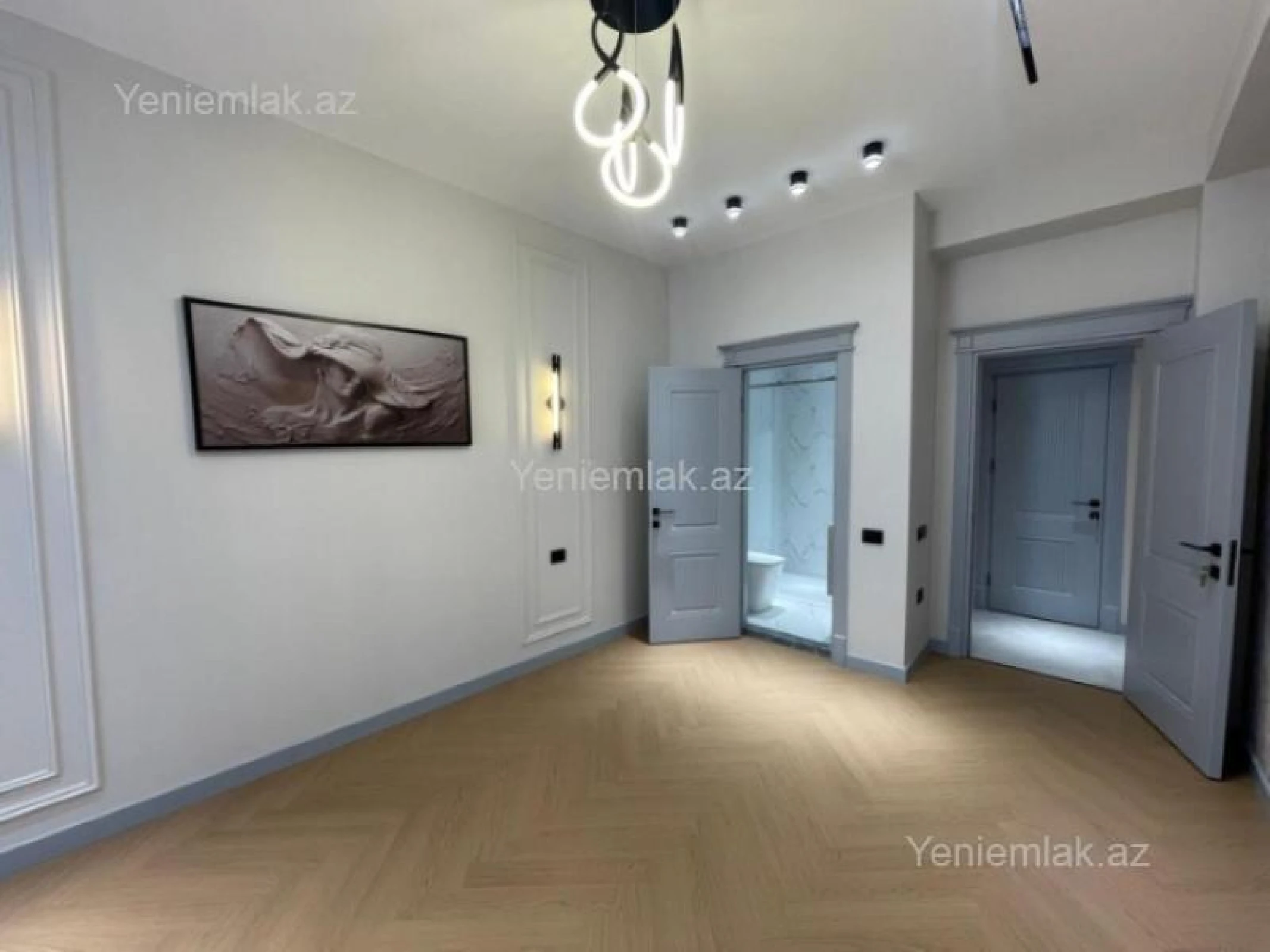 Satılır 3 otaqlı yeni tikili 82 m²