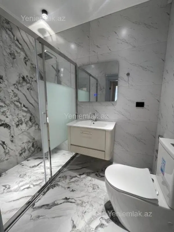 Satılır 3 otaqlı yeni tikili 82 m²