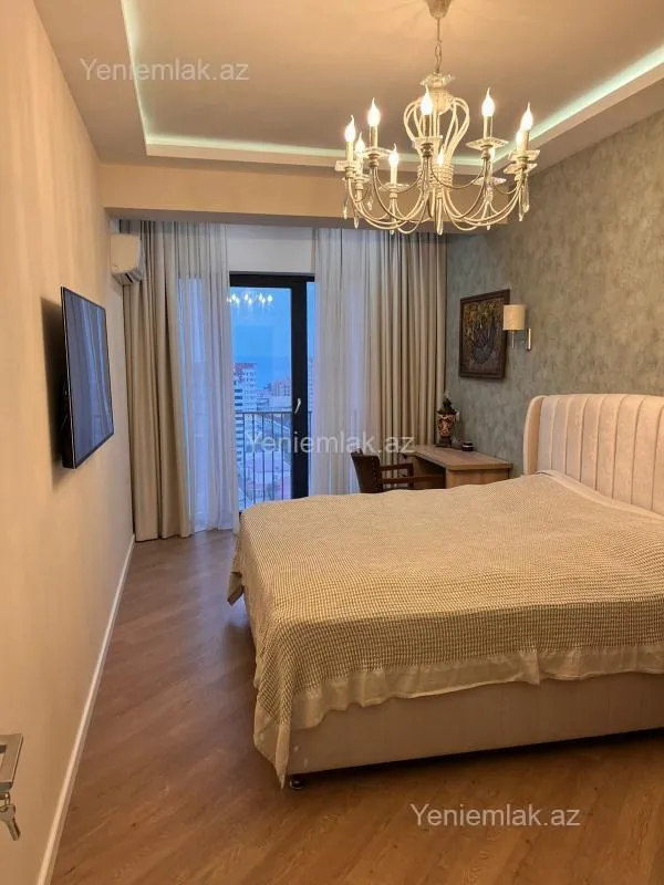 Satılır 3 otaqlı yeni tikili 95 m²