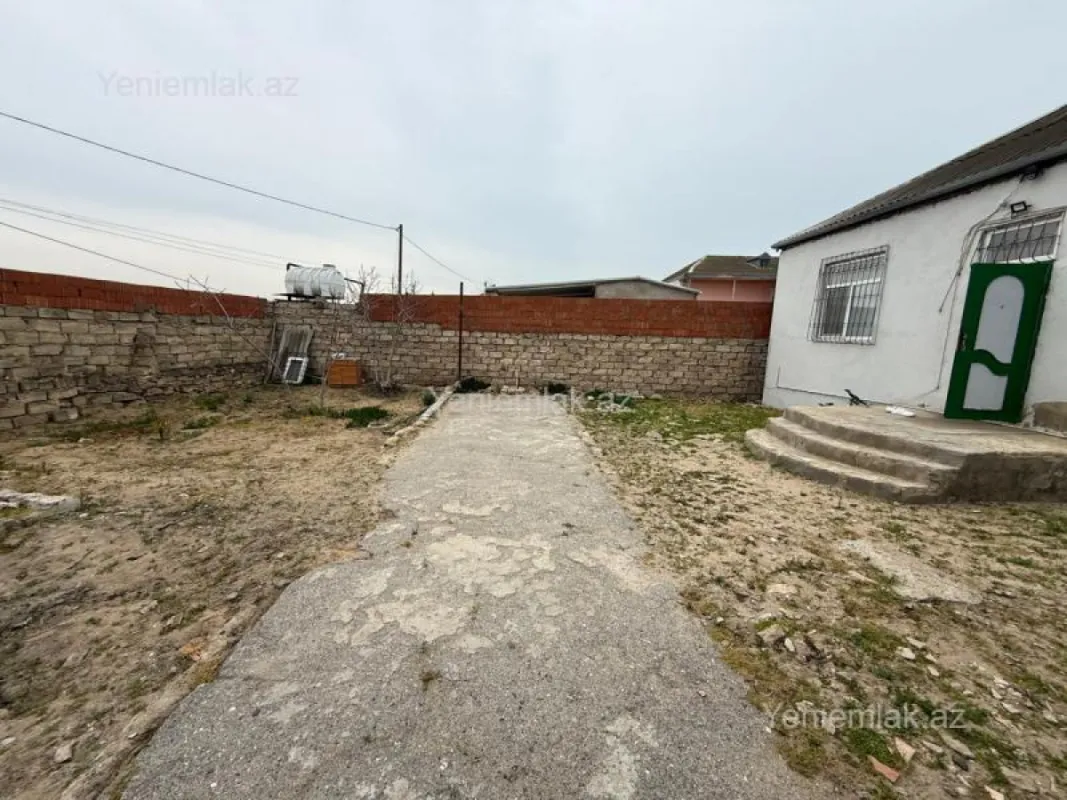 Satılır 3 otaqlı həyət evi 100 m²