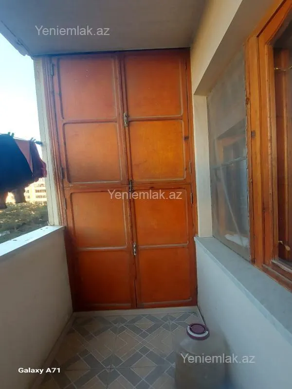 Satılır 3 otaqlı köhnə tikili 80 m²