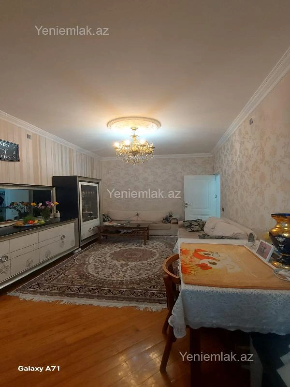 Satılır 3 otaqlı köhnə tikili 80 m²