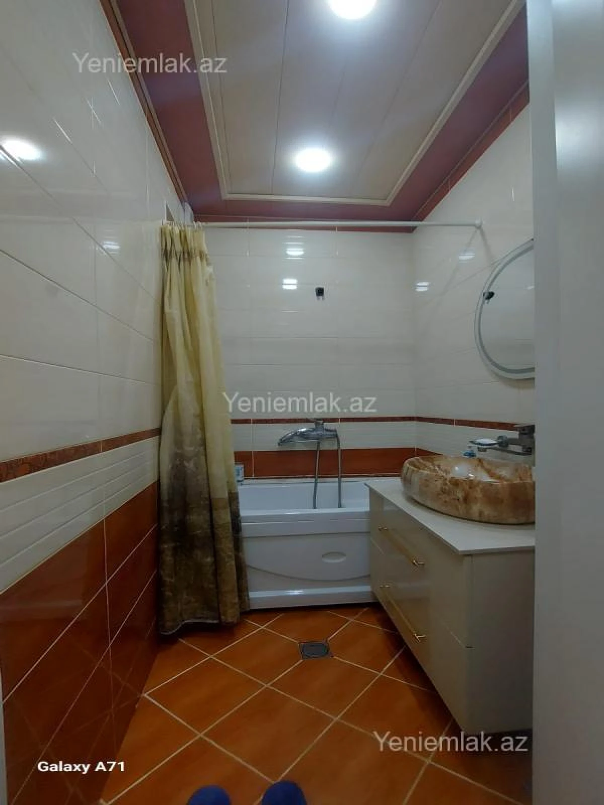 Satılır 3 otaqlı köhnə tikili 80 m²