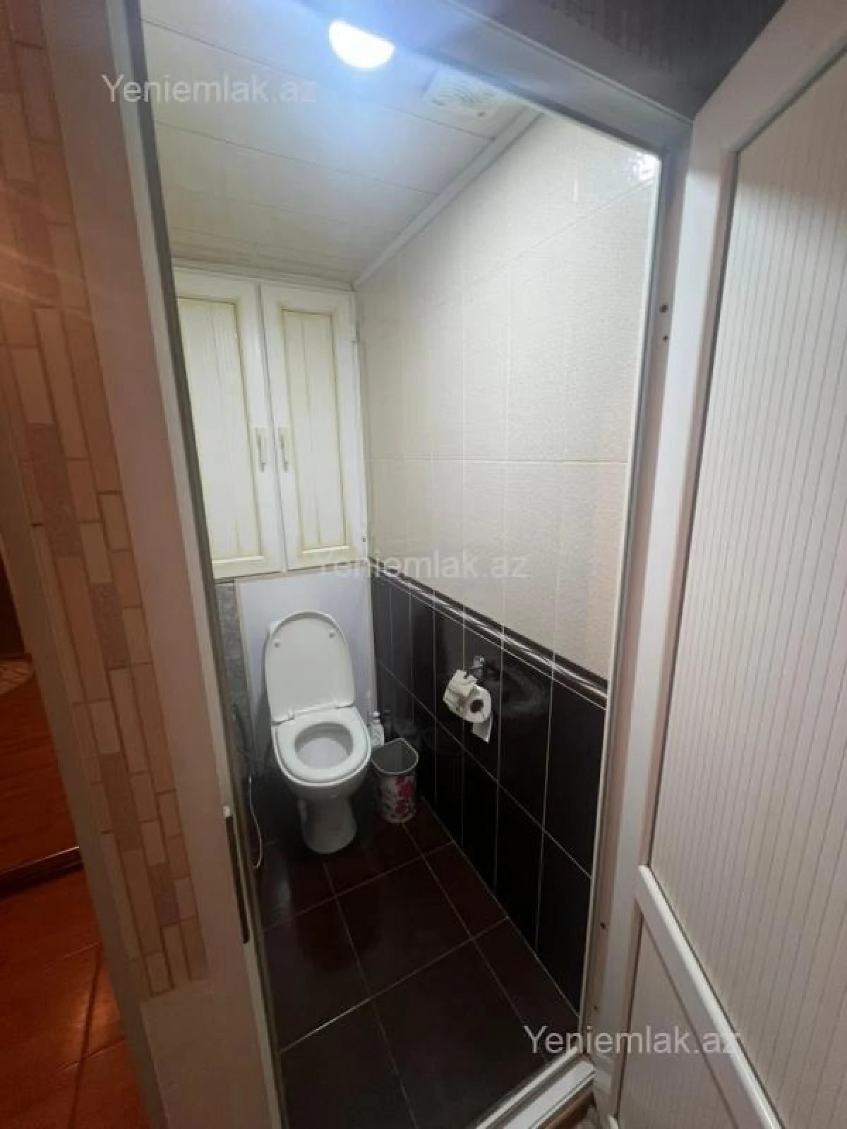 Satılır 2 otaqlı köhnə tikili 65 m²