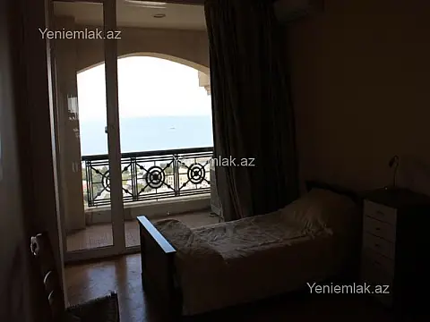 Satılır 3 otaqlı köhnə tikili 120 m² — Bakı, Səbail 3 otaq 120.00 m²
