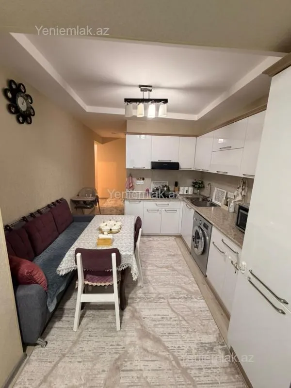 Satılır 3 otaqlı köhnə tikili 80 m²