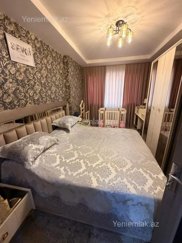 Satılır 3 otaqlı köhnə tikili 80 m²